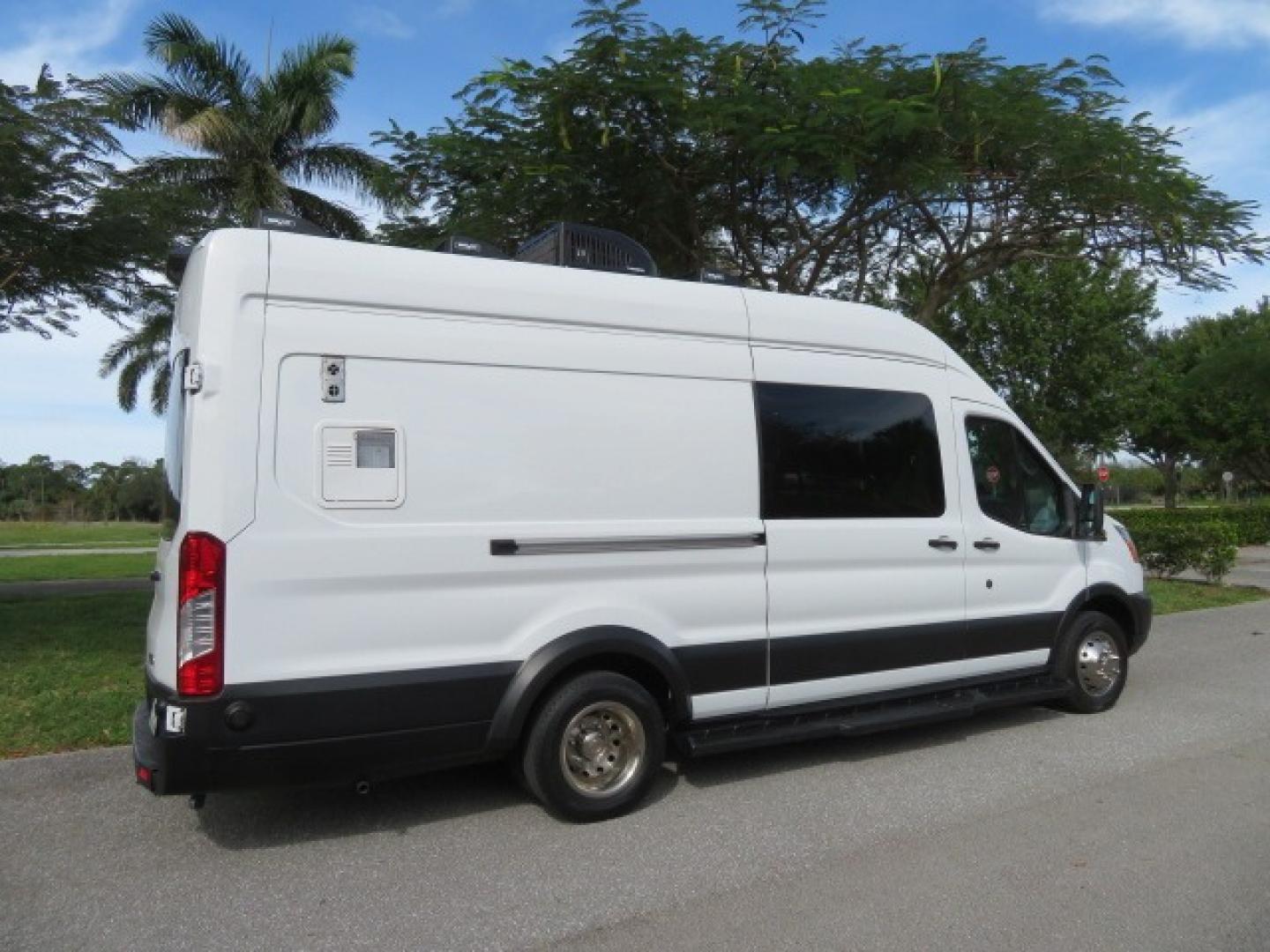 2019 White /Gray Ford Transit (1FTRS4XG0KK) , located at 4301 Oak Circle #19, Boca Raton, FL, 33431, (954) 561-2499, 26.388861, -80.084038 - 2019 Ford Transit T350 High Roof Extended Commercial Dog Grooming Van Wag-n-tails Dyna Groom Conversion fully equipped with everything you need to start your dog grooming business or add to your fleet. Mobile Dog Grooming Van Mobile Grooming Vehicle. Wag-N-Tails Conversion. This van is fully loaded - Photo#16